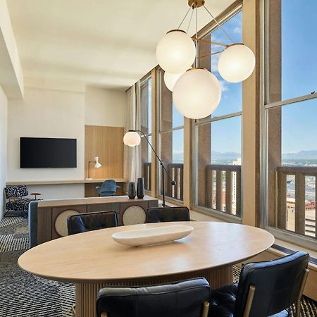 Sheraton Denver Downtown Hotel Εξωτερικό φωτογραφία
